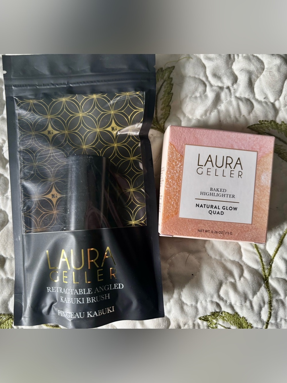 Laura Geller Baked Highlighter Natural Glow Quad with Kabuki brush